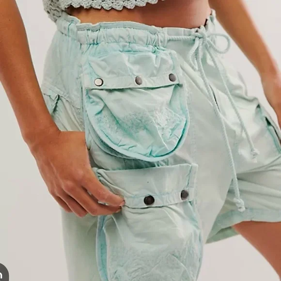 FREE PEOPLE: “Moon Bay”Parachute Shorts… NWOT - Picture 1 of 13
